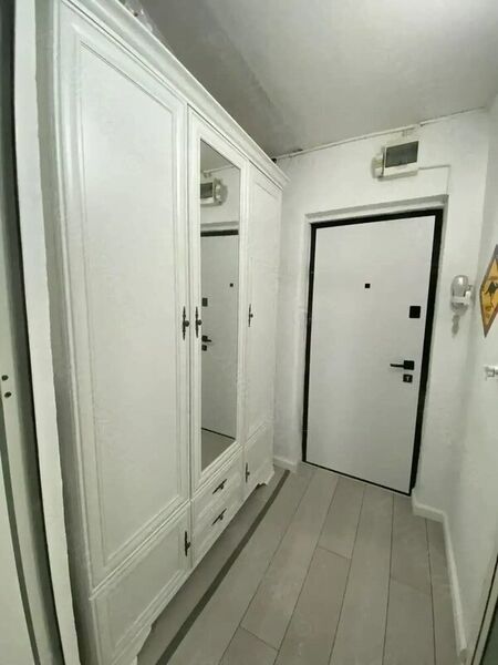 Obor x Teiul Doamnei  str Masina de Paine - 7 minute metroul Obor